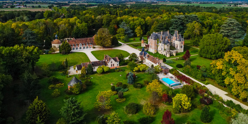 Château de Courcelles le Roy et le Petit Valot